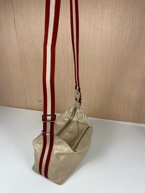 Bally Beige Leather Slouchy Hobo Shoulder Crossbody Bag Red Stripe Web Strap